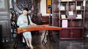 Ухань, концерт на цитре-1