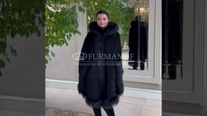 Черное удлиненное шерстяное пончо с мехом лисы, 39910