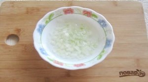 Салат со свининой и солеными огурцами