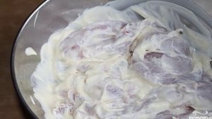 Куриная грудка в майонезе