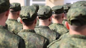 Солдат-срочник открыл огонь по сослуживцам в военной части в Подмосковье.