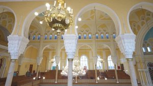 Видеосюжет о жизни и программах Синагоги