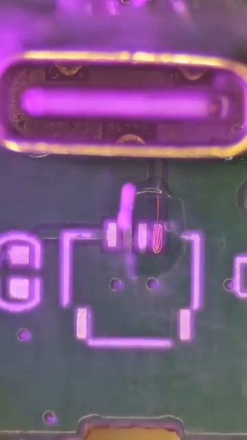 Восстановление дорожки на плате под разъем смотреть онлайн