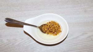 Салат с ананасом и черносливом