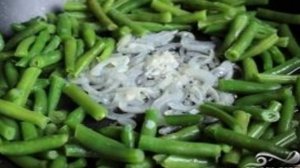 Салат из консервированной фасоли