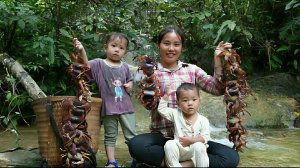 Ловлю крабов и готовлю с дочкой разноцветный клейкий рис. Продаю на местном рынке овощи и крабов