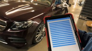 Mercedes E200 - установили охранную систему с дистанционным запуском двигателя StarLine S96