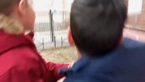 моё солнце освещает твои дни с одноклассниками был на видео Аслан Даня Костя