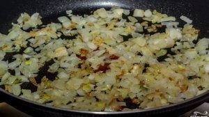 Салат из копченой курицы с шампиньонами