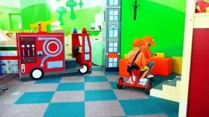 Ребята играют в профессии! Видео от Влада и Ники!