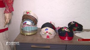 Орловчанка представила дизайнерские кокошники в проектном офисе ПФКИ.