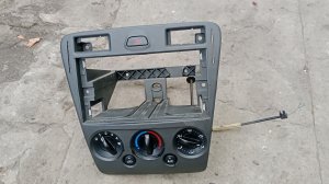 Как снять центральную консоль на Форд фьюжин.