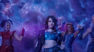 Официальный клип на песню Step Into the Dark 🧚♀️ клуб.Винкс магия возвращается