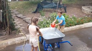 Счастливое детство.