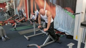 ГИПЕРЭКСТЕНЗИЯ НА Выпрямители Спины