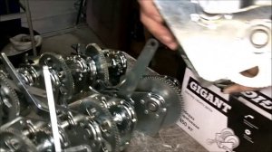 редуктор подъёма каретки стойки.