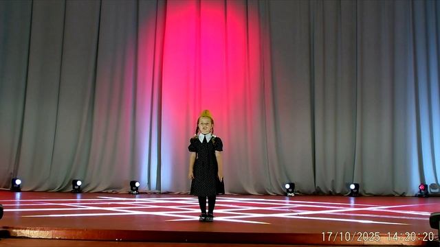 Рыбак Алита, стихотворение Нарядный букетик смотреть онлайн