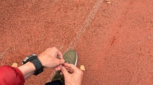 Как завязать шнурки, что бы они не развязывались при беге. Простой способ завязать шнурки бегуну.