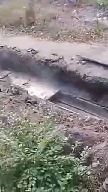 Разрытая теплотрасса в Мариуполе на Пашкова!