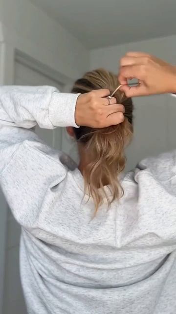 Красивая домашняя прическа