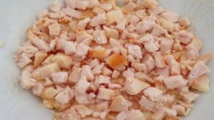 Салат из копчёной грудки и корейской моркови