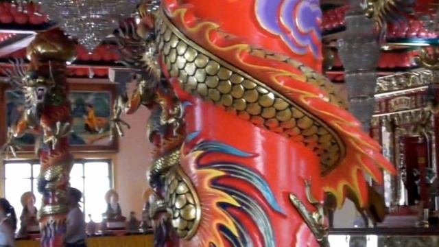 Таиланд. Противоречия.Храм Красного дракона.