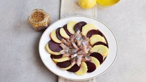 Салат из копченой рыбы