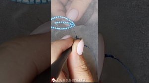 22. Стеклянные пайетки. Работа с лица.