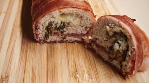 Вкусный "Куриный рулет в беконе".!!!