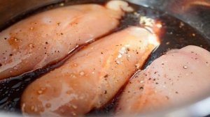 Куриная грудка в медово-чесночном соусе