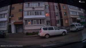 Видеорегистратор Morefine h01 съемка 2К