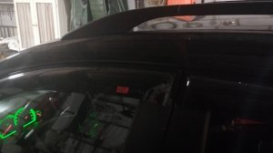 Как устранить течь в салоне под рейлингами на крыше автомобиля