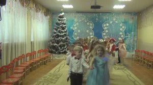 Вальс цветов и появление Щелкунчика на новогоднем утреннике в детском саду