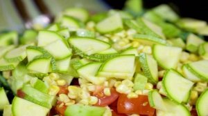 Салат из курицы с грибами