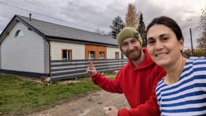 Самый необычный дом во всей деревне и работы на участке.