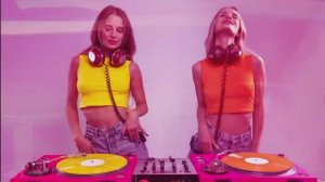 🄿🄰🄺🄸🅃🄾 - Moving On Stereo (Smile Remix)