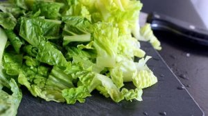 Салат с авокадо и грушей