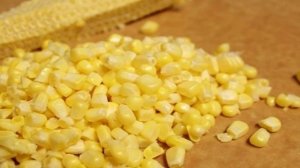 Салат из кукурузы и капусты