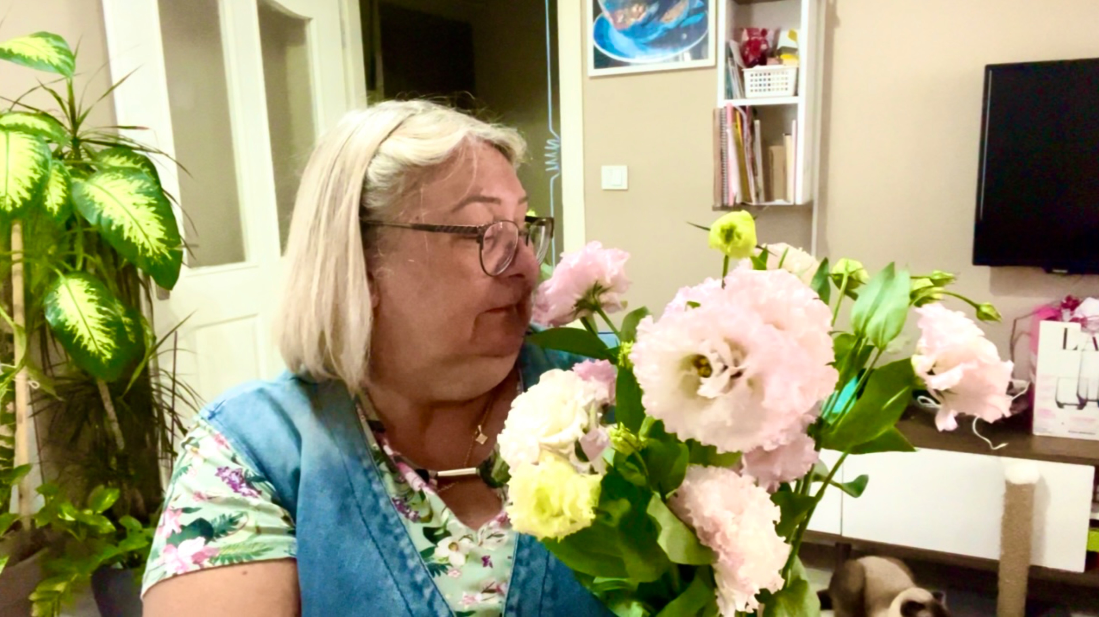 Сегодня с шикарным букетом