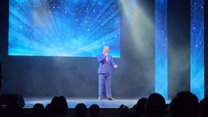 "Благодарю" - Андрей Коробейников.