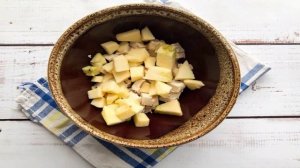 Салат из курицы с черносливом и апельсином