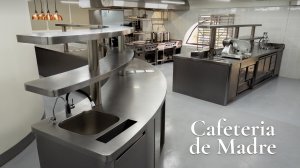Кухонные острова в ресторане Cafeteria de Madre на ВДНХ