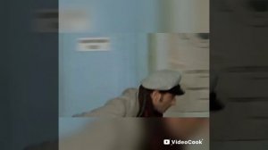 песня " Жизнь на бегу"
автор текста песни В.Дубахин.Генерация песни М.Савенкова и электронная певица