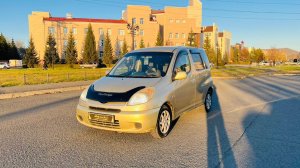 Toyota Funcargo, 2001 год
