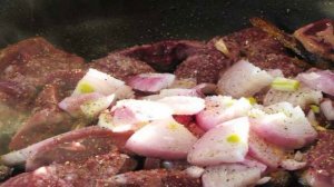 Куриная печень с шампиньонами