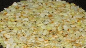 Пирог с сайрой и картошкой