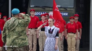 Муниципальный смотр-конкурс знаменных групп «Равнение на флаг» прошел в Кизляре