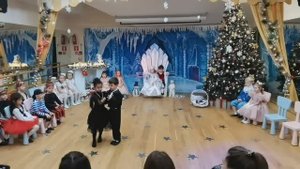 Танго ворон из сказки "Снежная королева" старшая группа
