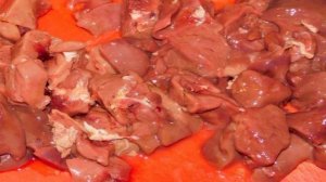 Куриная печень с луком в сметане