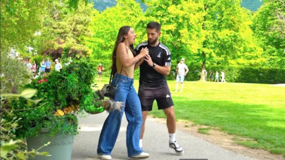 BUSHMAN PRANK 2024, ONLY THE BEST REACTIONS смотреть онлайн